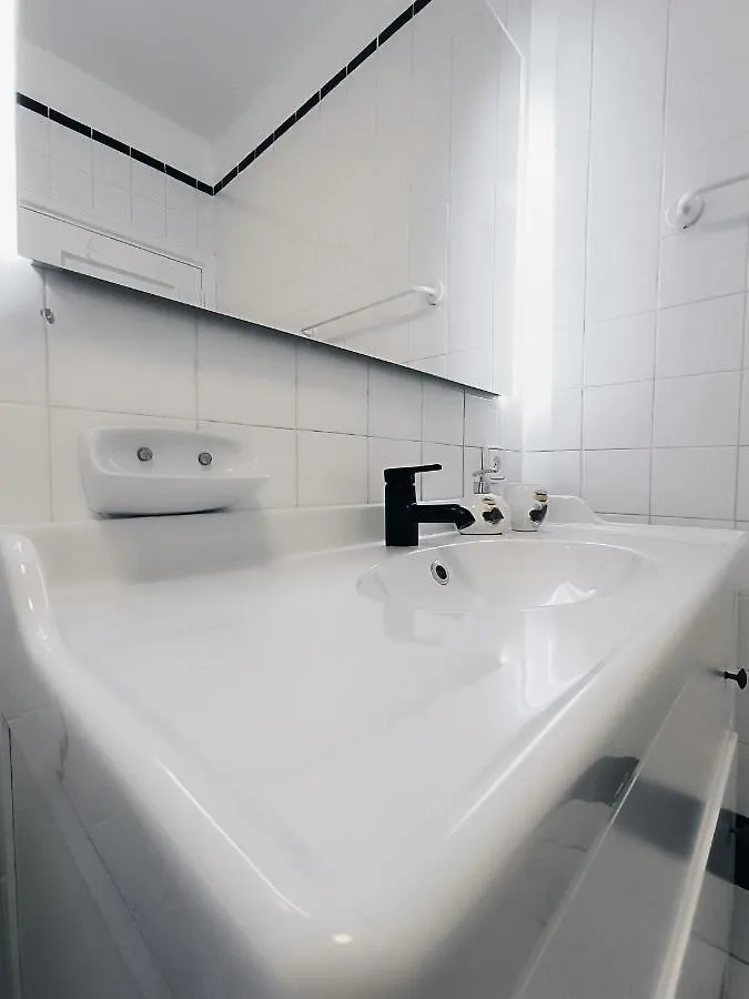 Sarah'S Apartment - Playa Fanabe 阿德耶